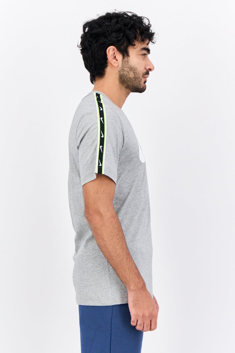 Nike Men Sportswear Fit Short Sleeve Outdoor T-Shirt, Grey Combo - Image 2